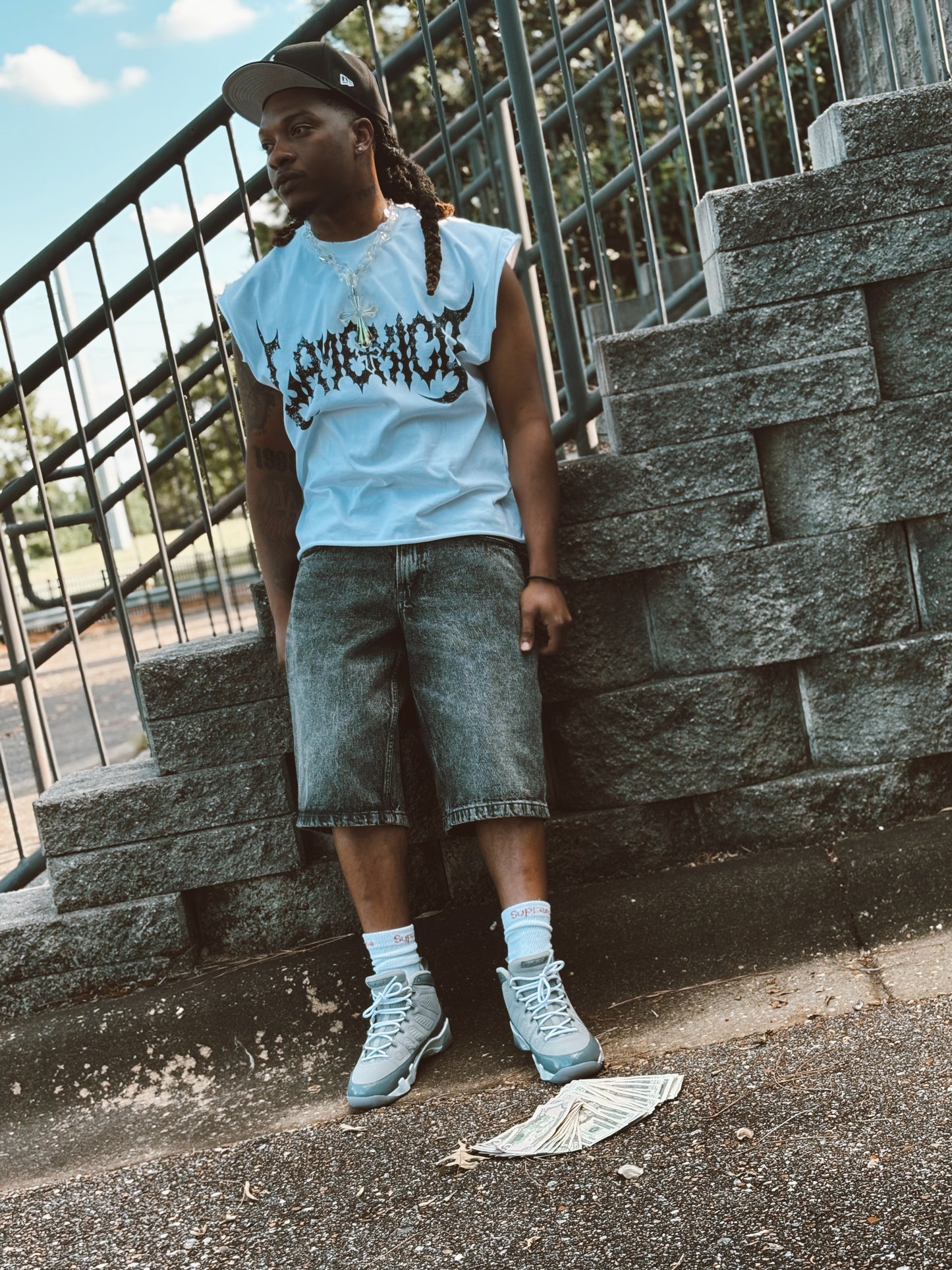ROCKSTAR SLEEVELESS